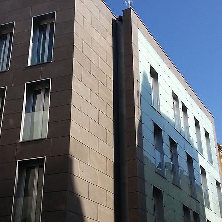 Urbanliving Fajardo Apartment Малага Екстериор снимка