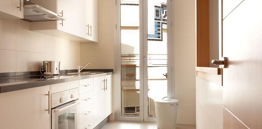 Urbanliving Fajardo Apartment Малага Екстериор снимка