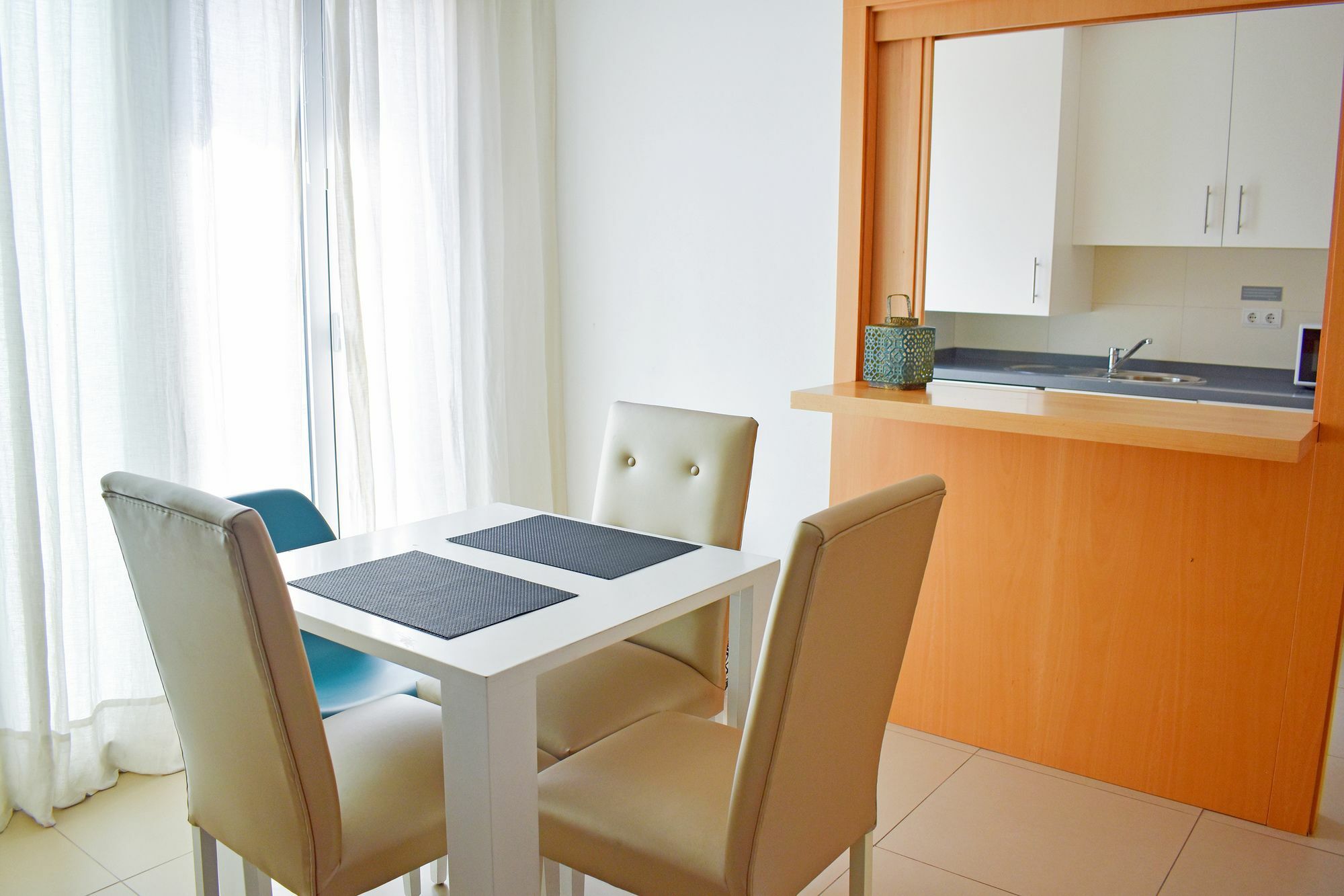Urbanliving Fajardo Apartment Малага Екстериор снимка